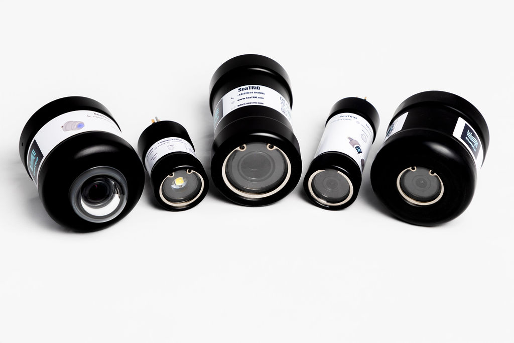 Underwater Camera and Light Range